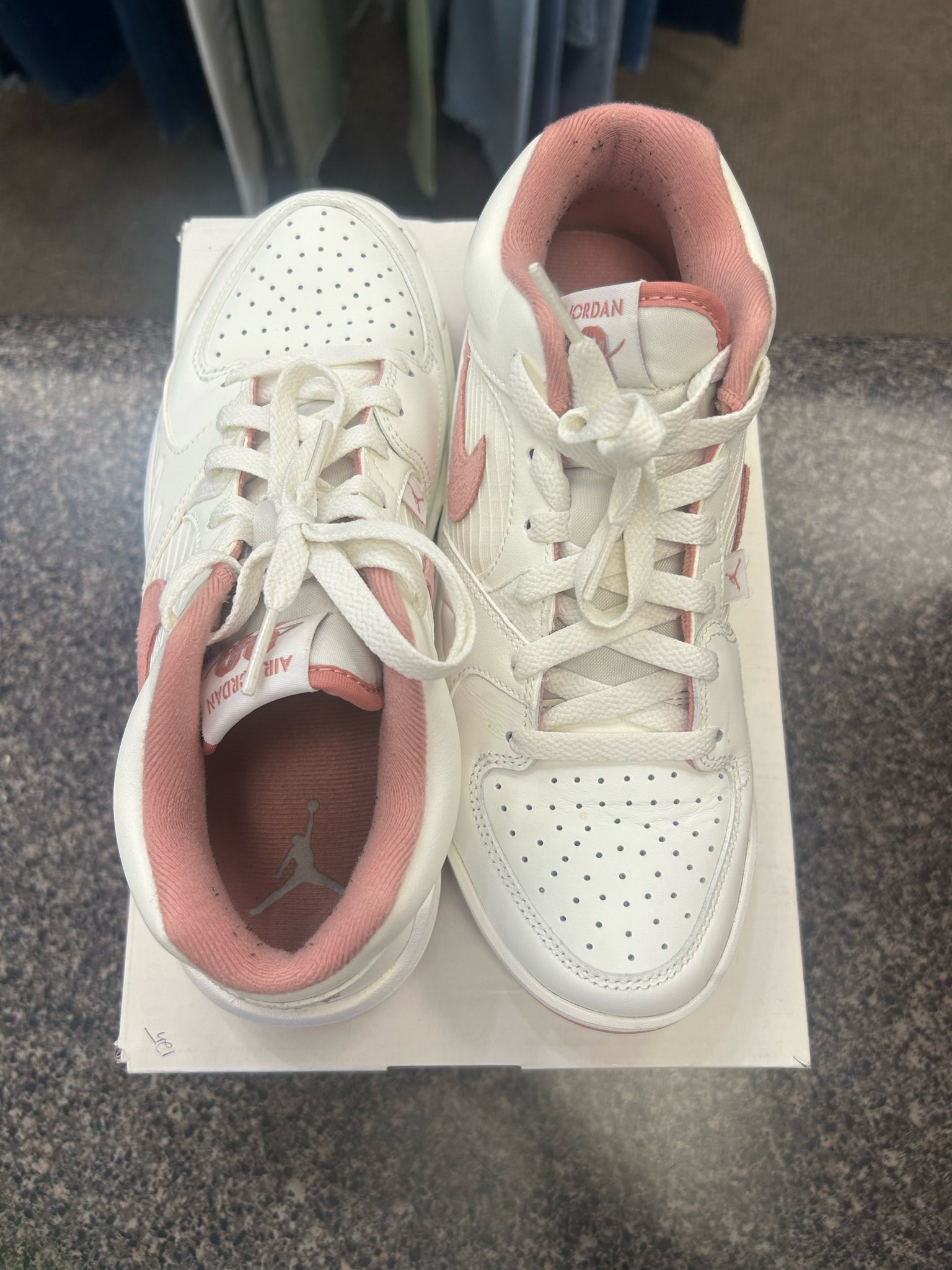 Pre-owned AIR JORDAN White Pink Size 8 Designer Sneaker