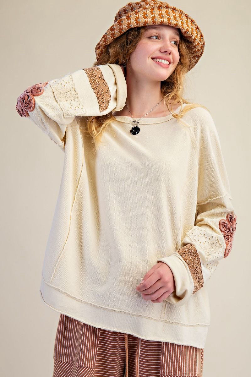 New EASEL Cream Size S Long Sleeve Blouse