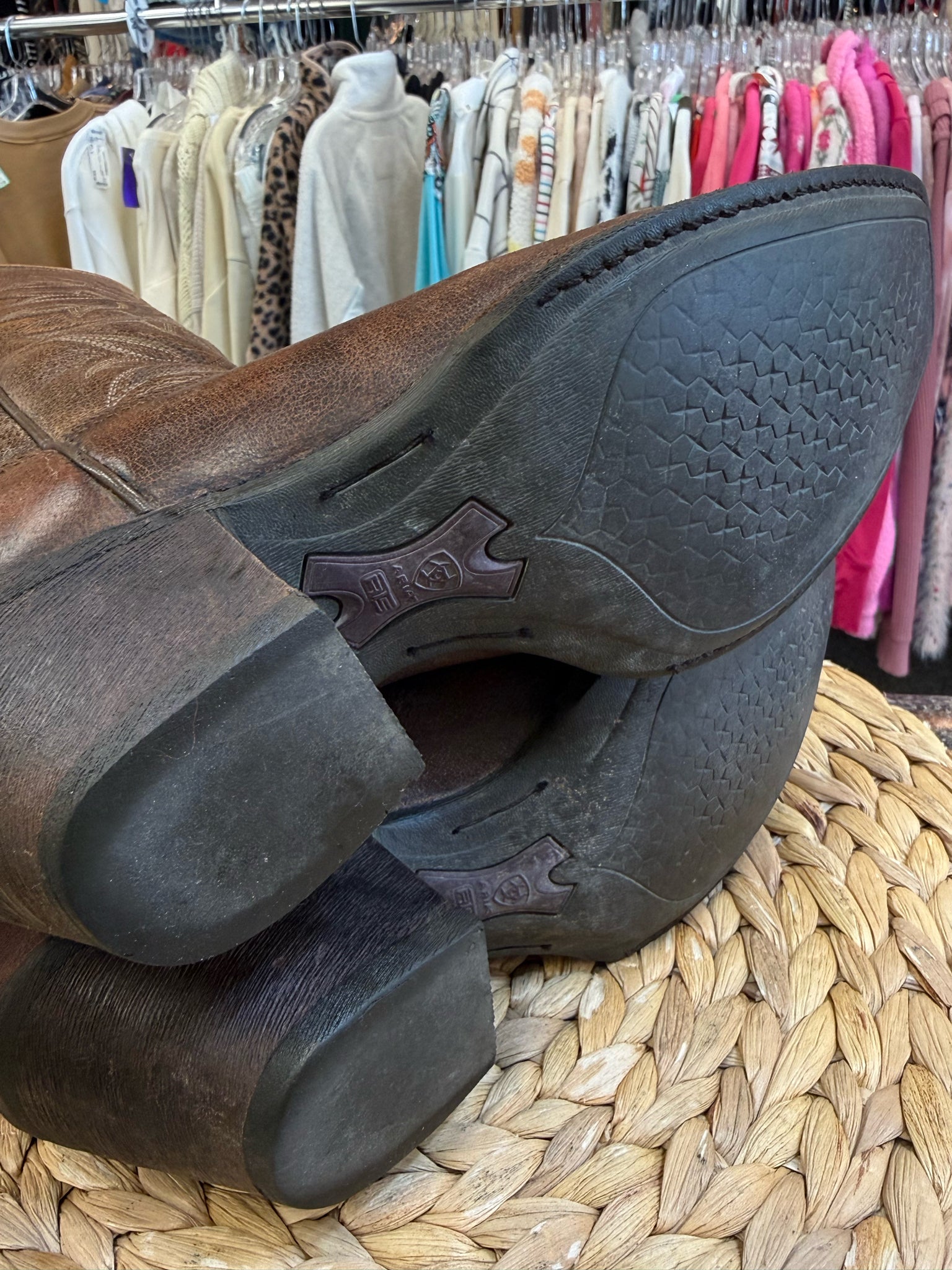 Pre-owned ARIAT Brown Size 7 Designer Boot