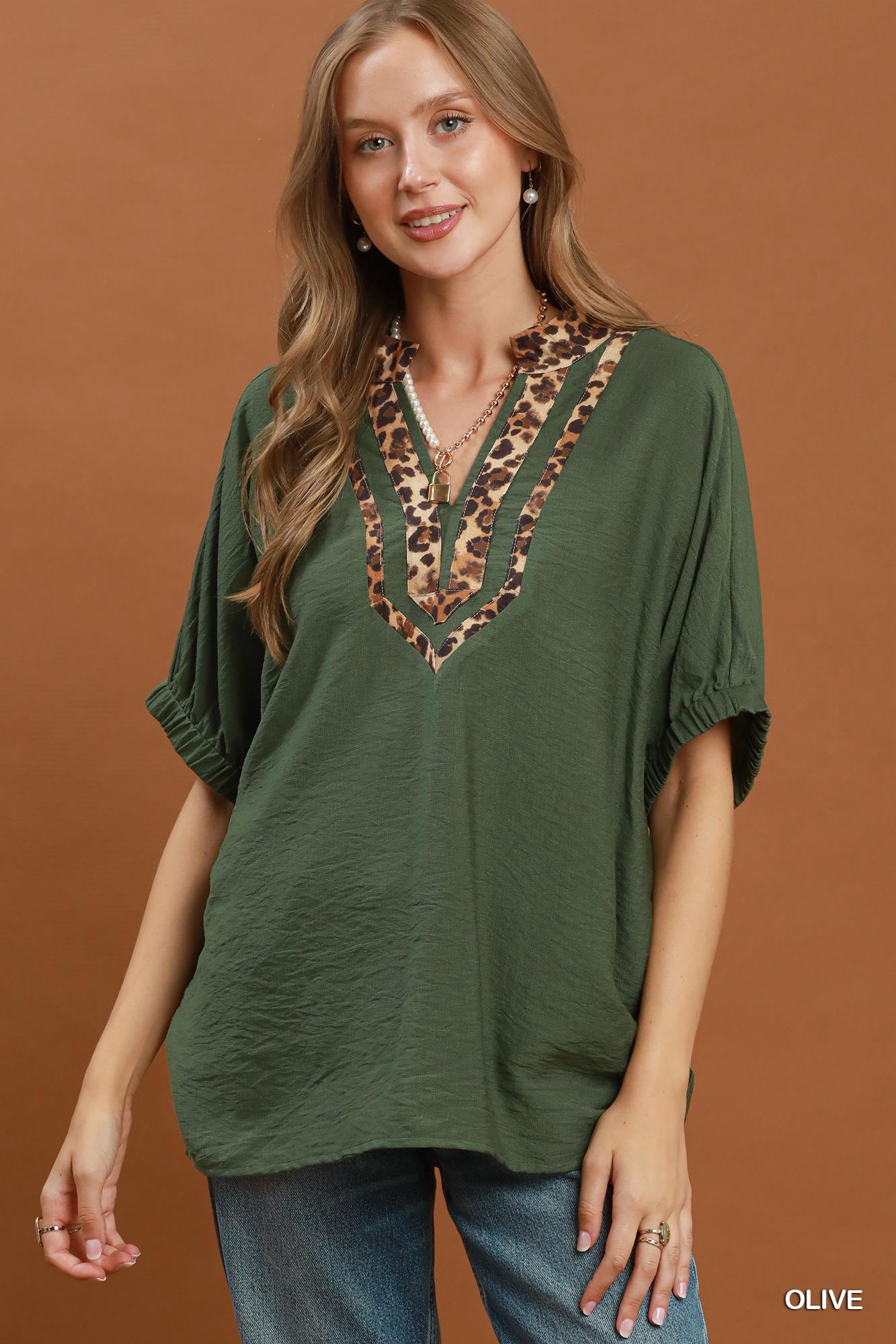 New UMGEE Dark green Leopard Trim Size: S Short Sleeve Blouse