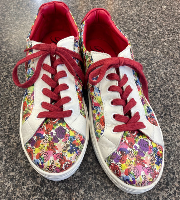 Pre-owned BRIGHTON Dark red Multi Floral SHOE SIZE 8 Designer Sneaker