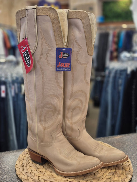 New with Tag JUSTIN Tan Size 6.5 Designer Boot