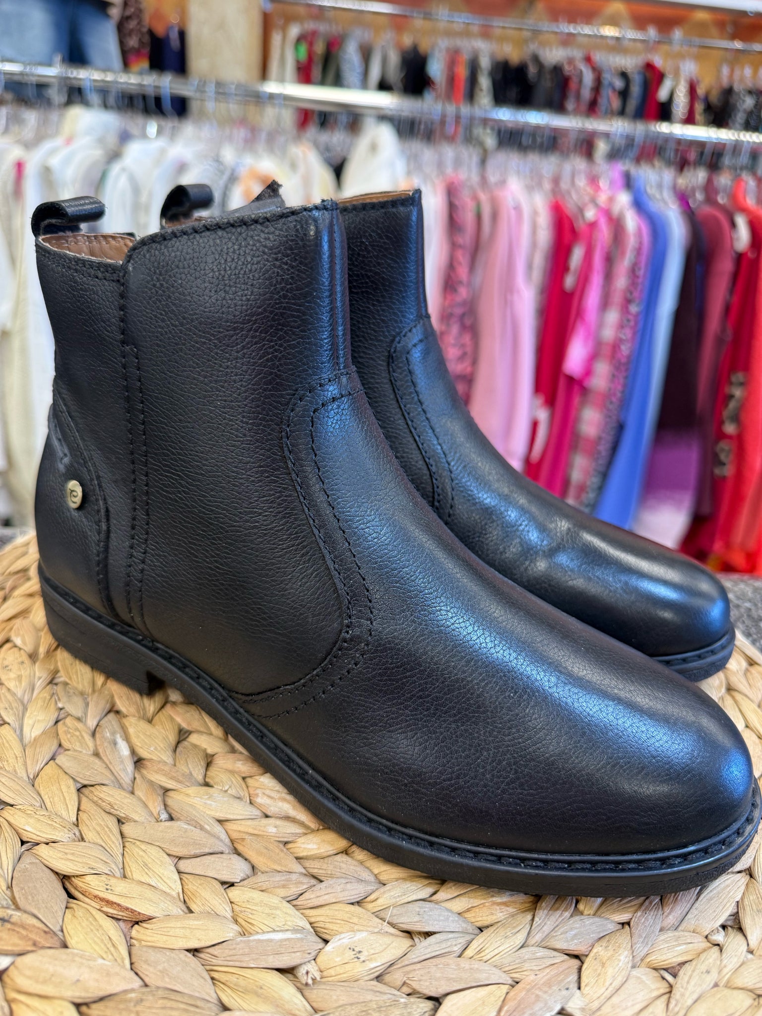 Pre-owned EASY SPIRIT Black Size 8.5 Designer Bootie