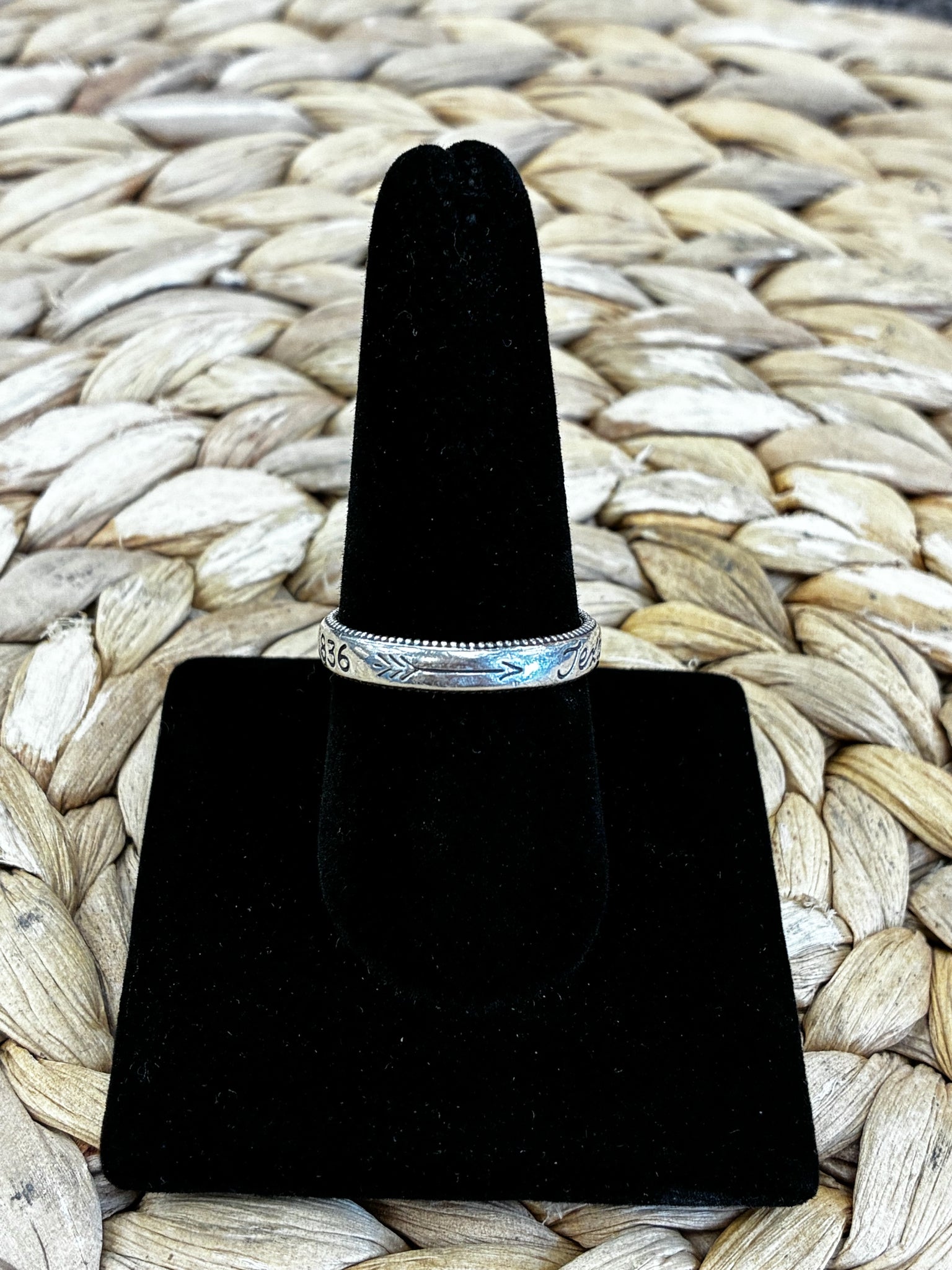 Pre-owned JAMES AVERY STERLING SILVER Ring Size 10 Designer Ring