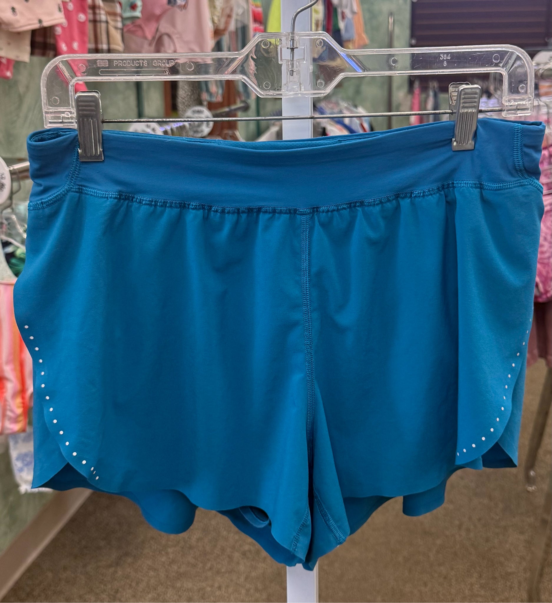 Pre-owned Lululemon Dark teal Size 8 Designer Shorts