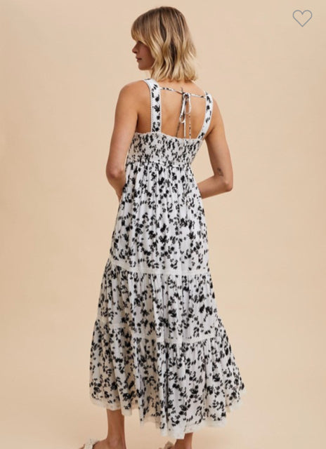 New IN LOOM Off white Black Floral Size Small Sleeveless Dress