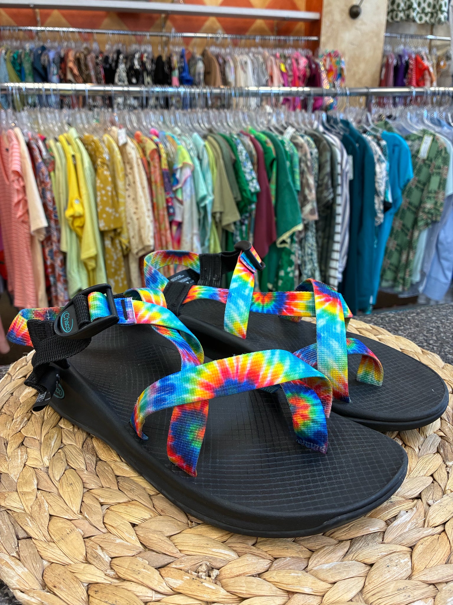 Pre-owned CHACO Black Multi Size 10 Designer Sandal