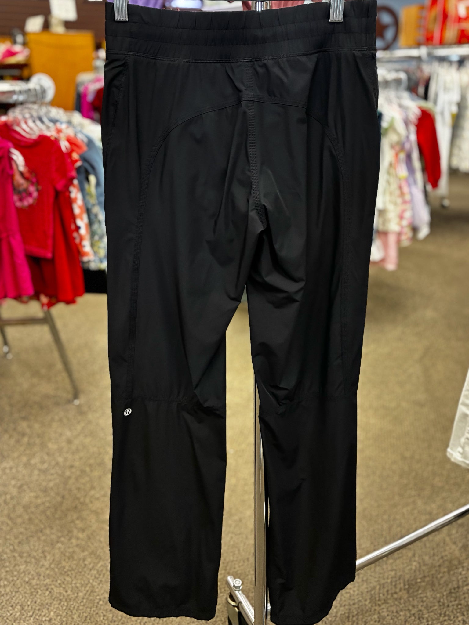 Pre-owned Lululemon Black Size 4 Pants