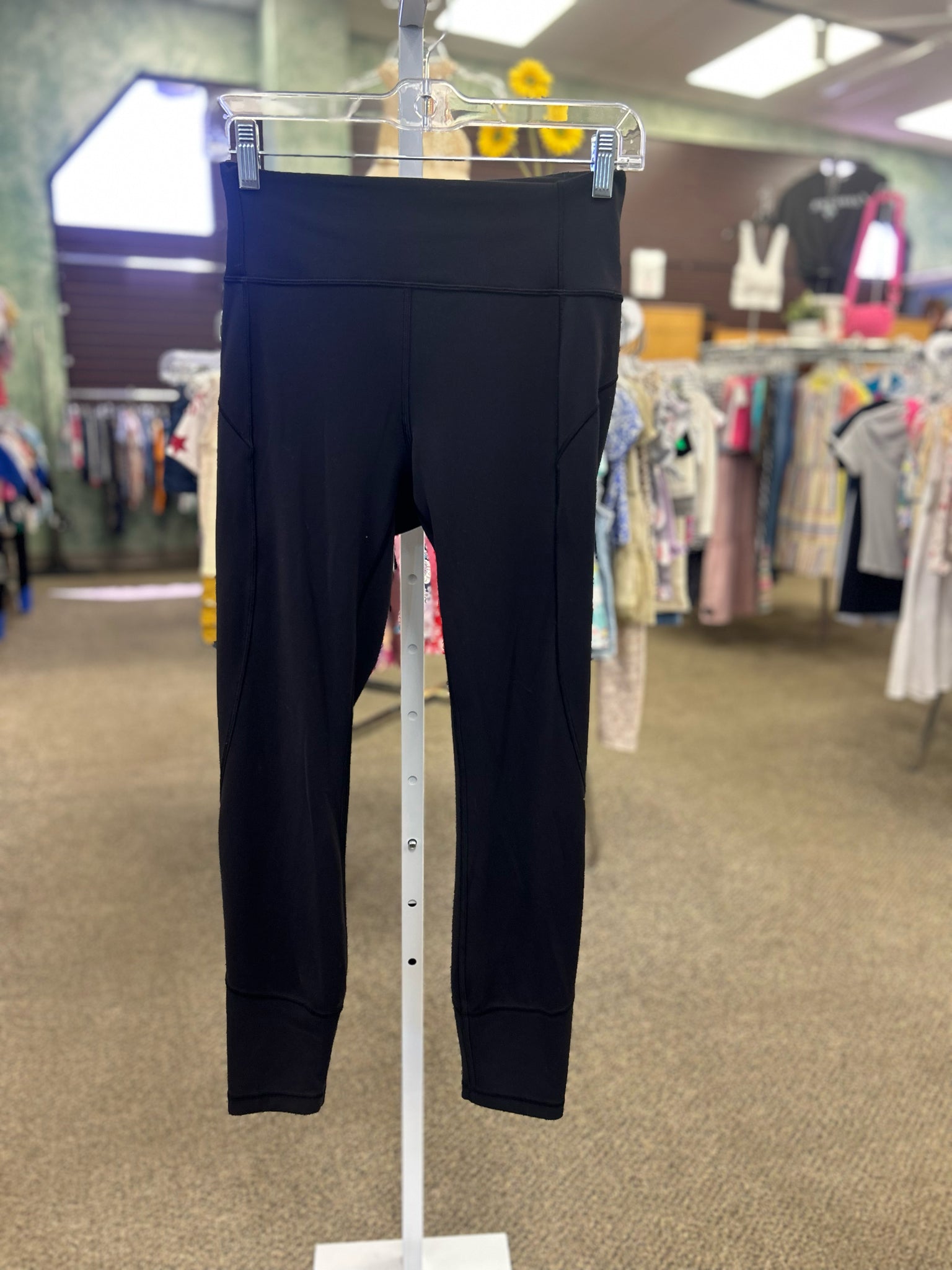 Pre-owned Lululemon Black Size: 6 Designer Legging