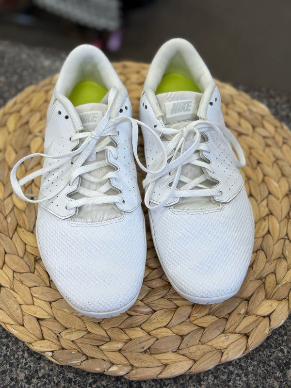 Pre-owned NIKE White Gray Size 8 Sneaker