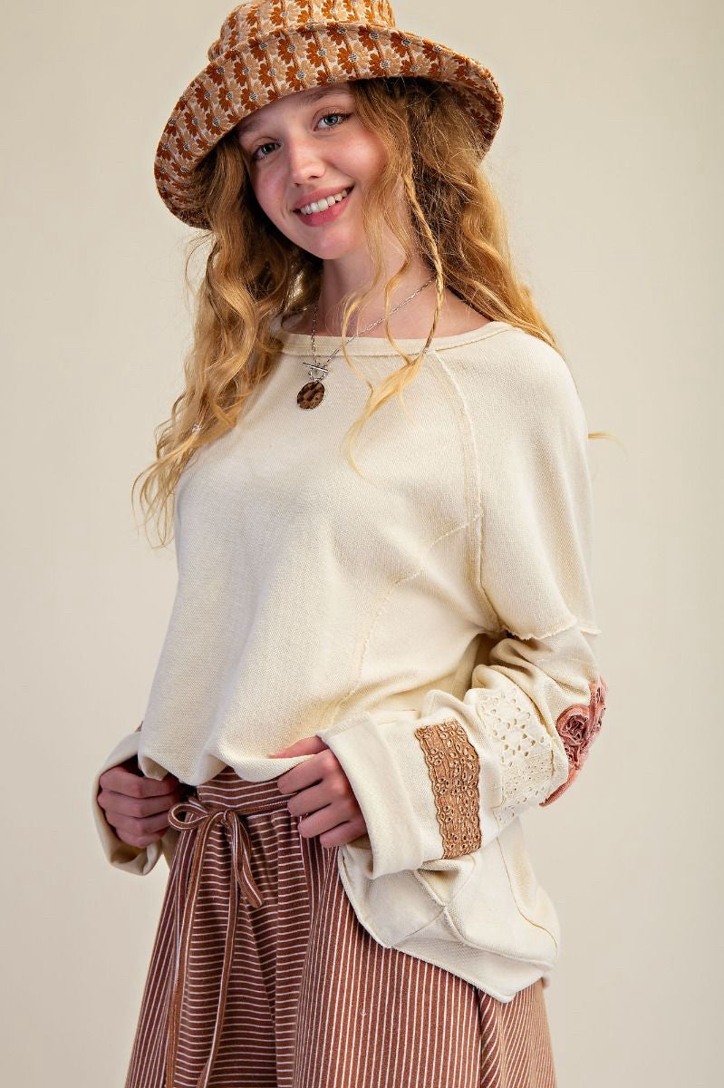 New EASEL Cream Size S Long Sleeve Blouse