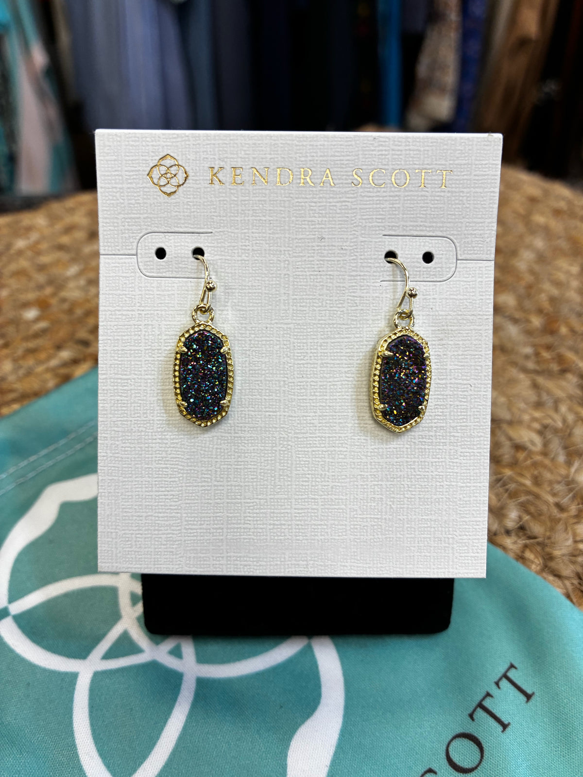 Pre-owned KENDRA SCOTT Purple blend Sparkle Designer Earring