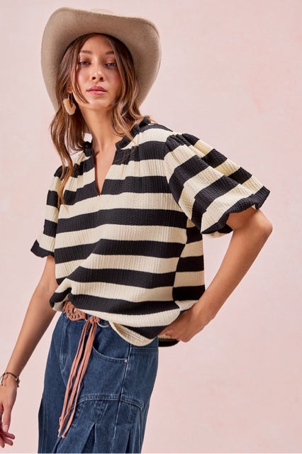 New BIBI Black stripe Cream Size S Short Sleeve Blouse