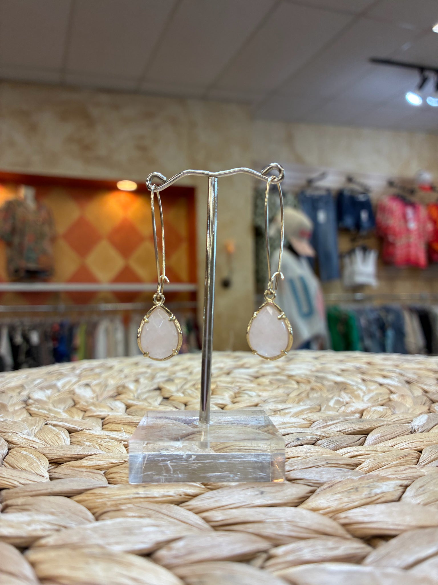 Pre-owned KENDRA SCOTT Light pink Gold Trim Designer Earring