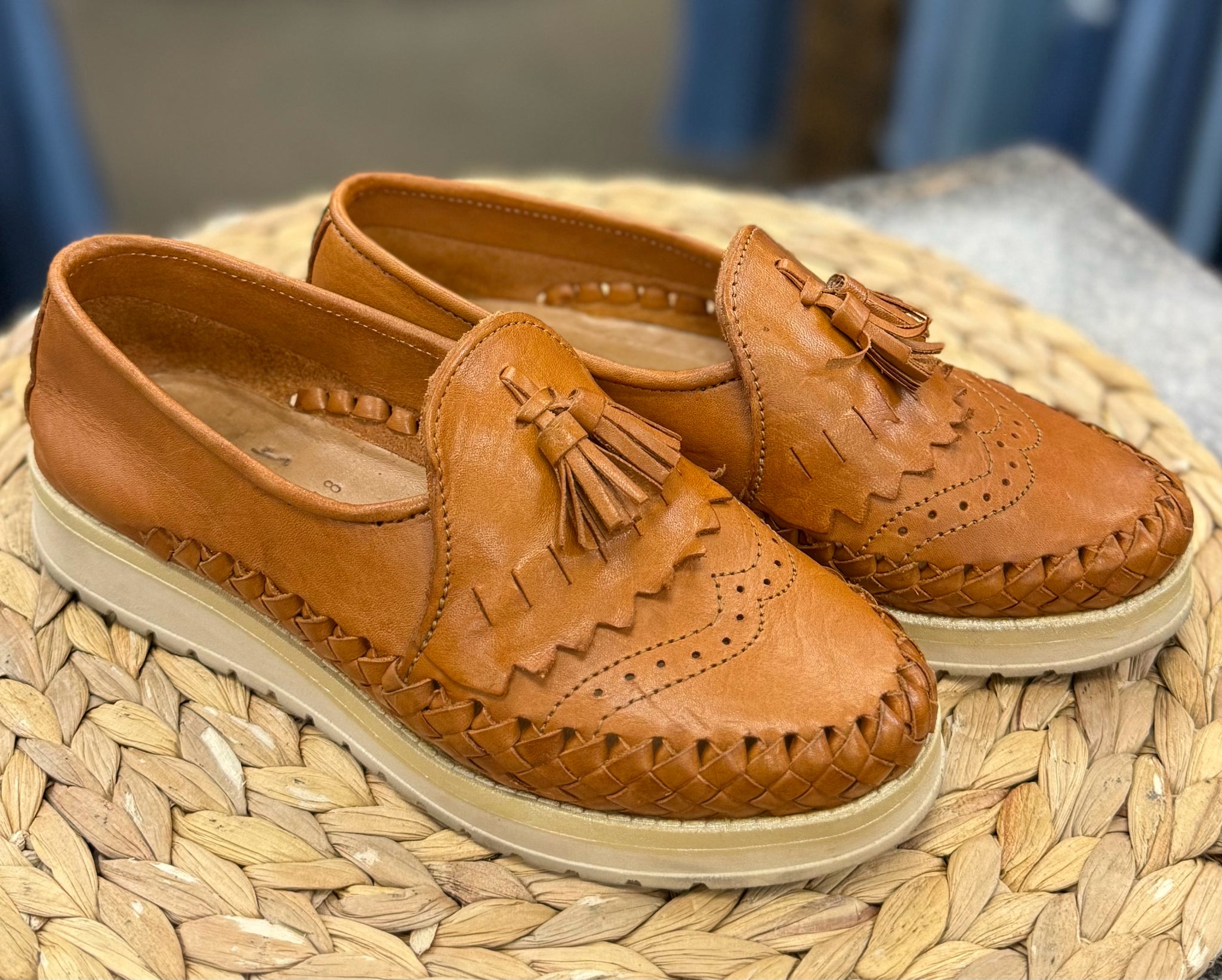 Pre-owned SOL Brown Size 6 Designer Shoe