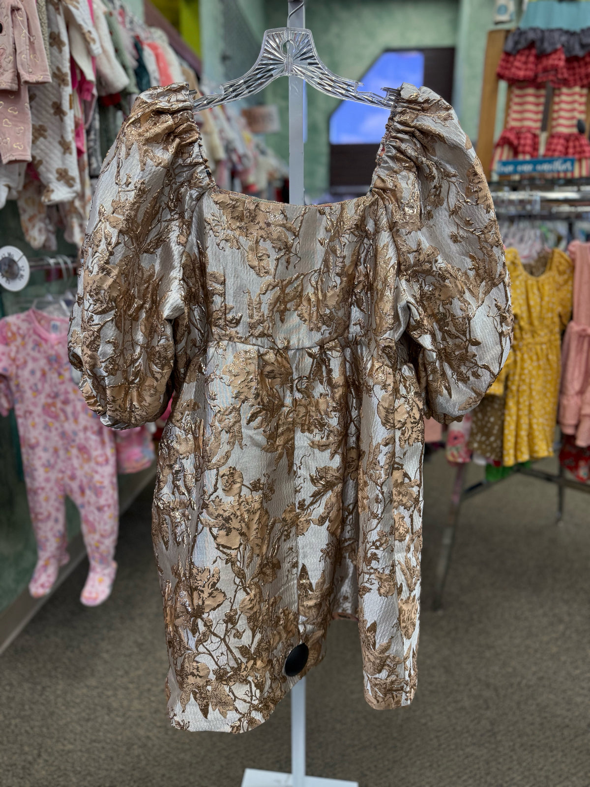 Pre-owned Gjo Rose gold Floral Size 6/8 Quarter Sleeve Dress