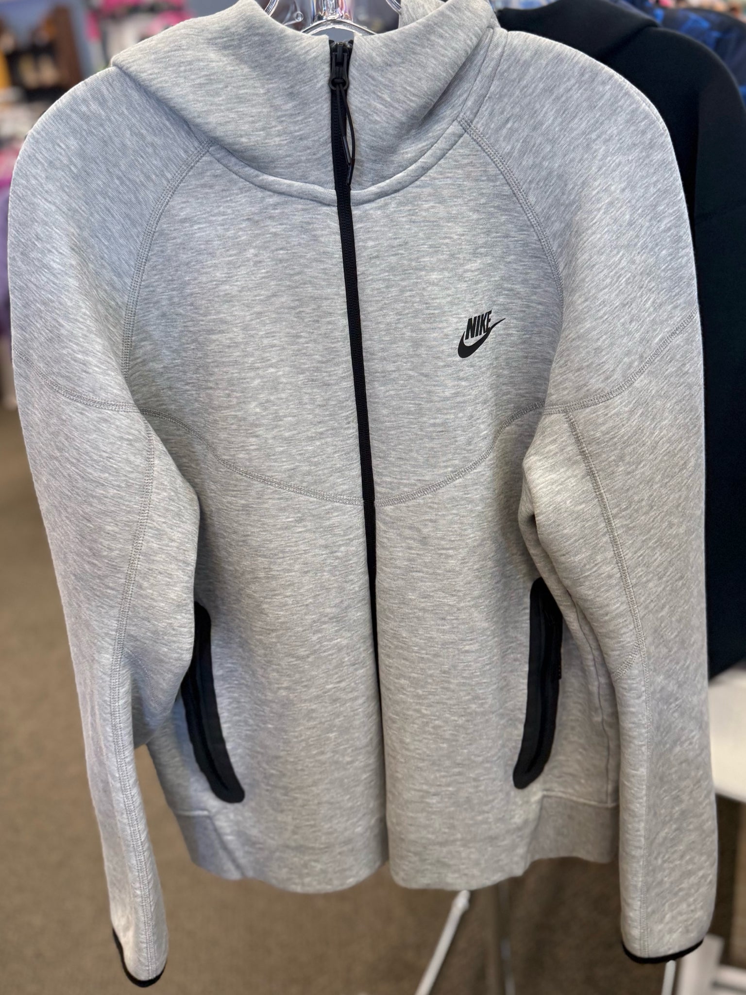 Pre-owned NIKE Gray Black Trim Size: M Long Sleeve Designer Light Wt Jacket