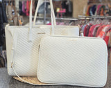 Pre-owned ANNE KLEIN Off white Signature L Crossbody Purse