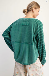 New EASEL Green Size S Long Sleeve Blouse