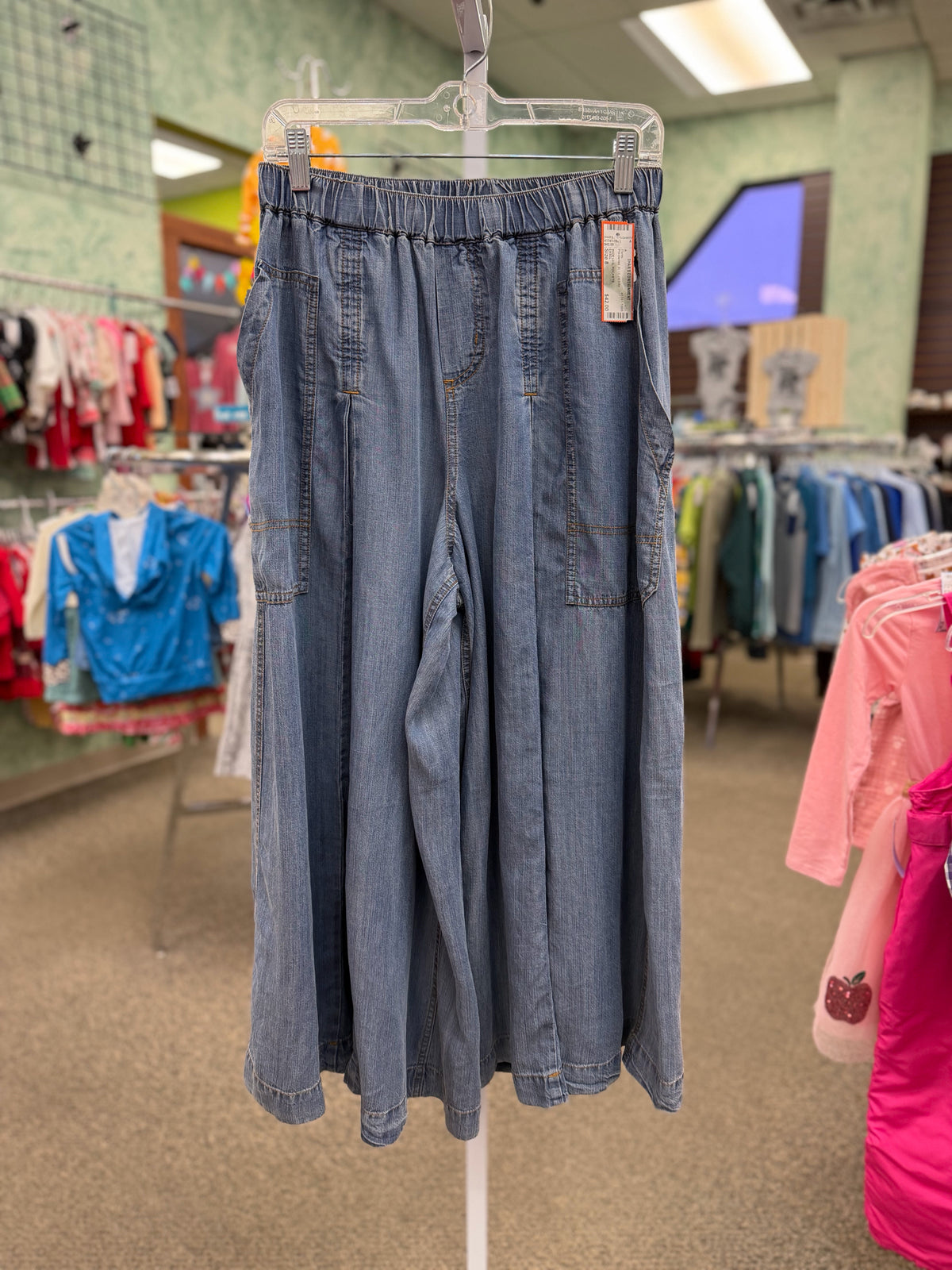 Pre-owned EASEL BLUE DENIM Size 8 Pants