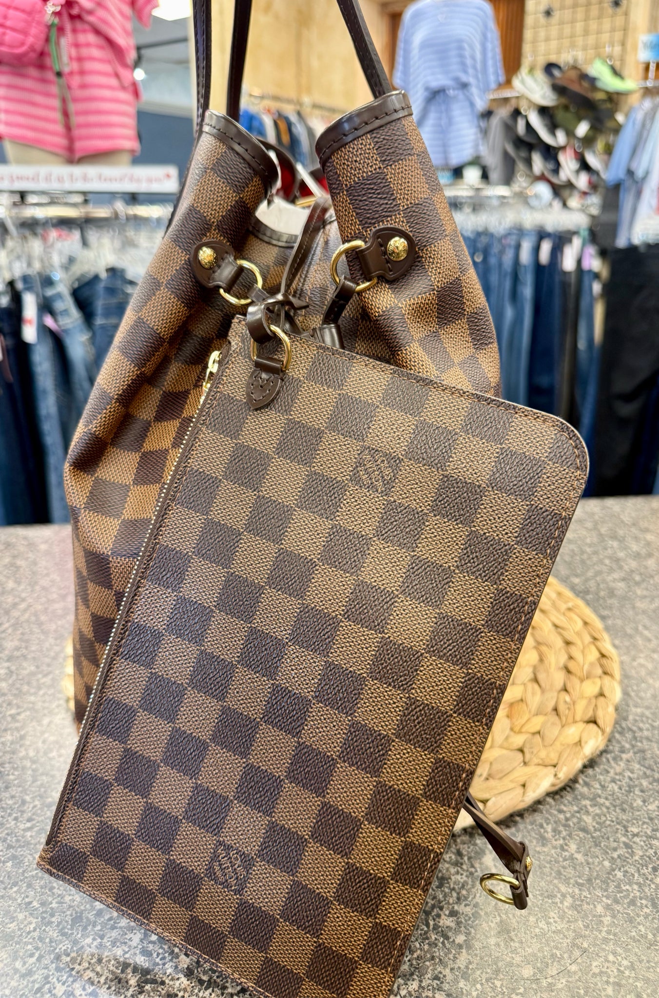 Pre-owned LOUIS VUITTON Brown TAN SIGNATURE Shoulder Designer Purse