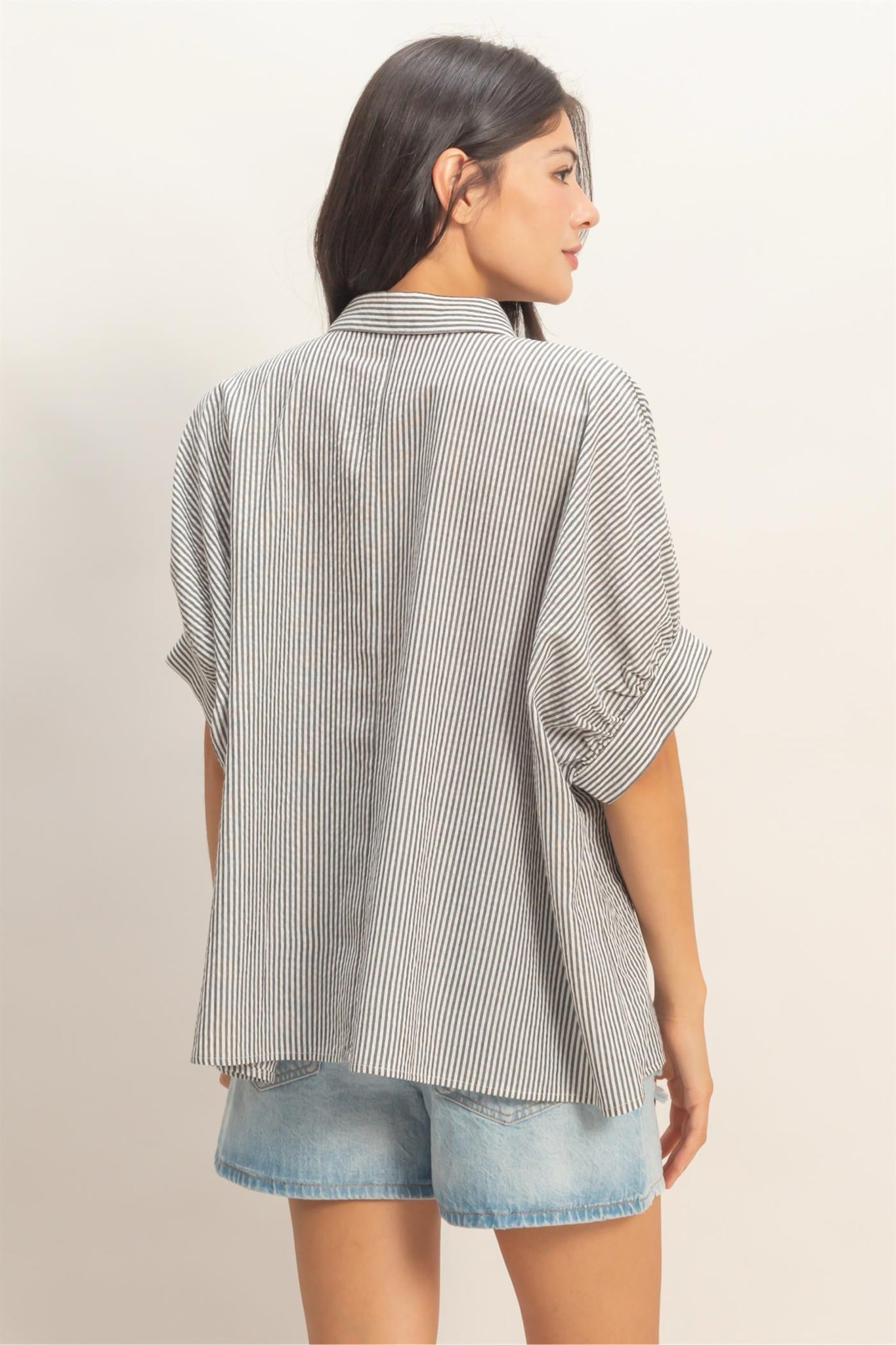 New DOUBLE ZERO Black pinstripe White Size S Short Sleeve Blouse