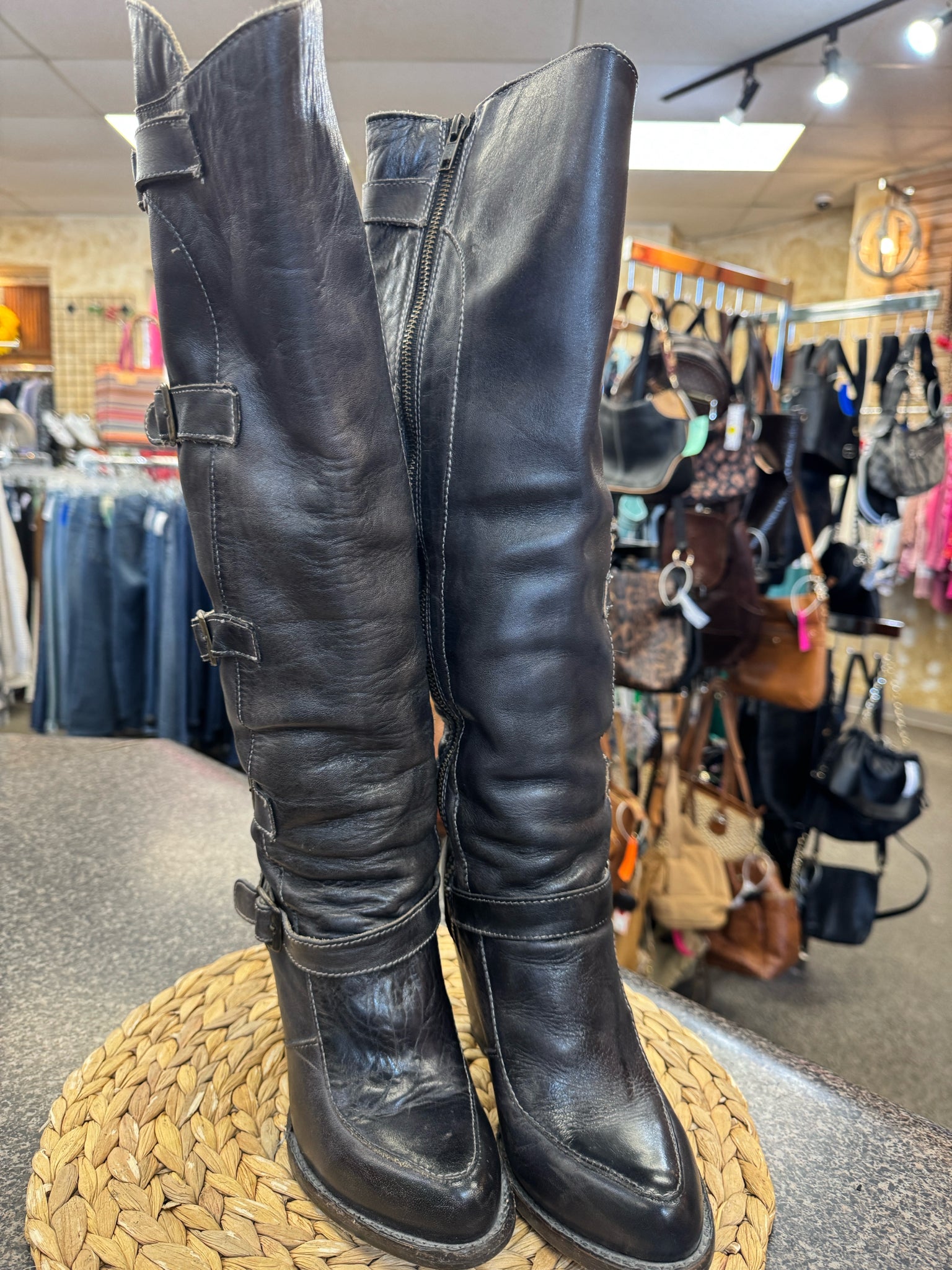 Pre-owned BED STU Black Size 7.5 Designer Boot