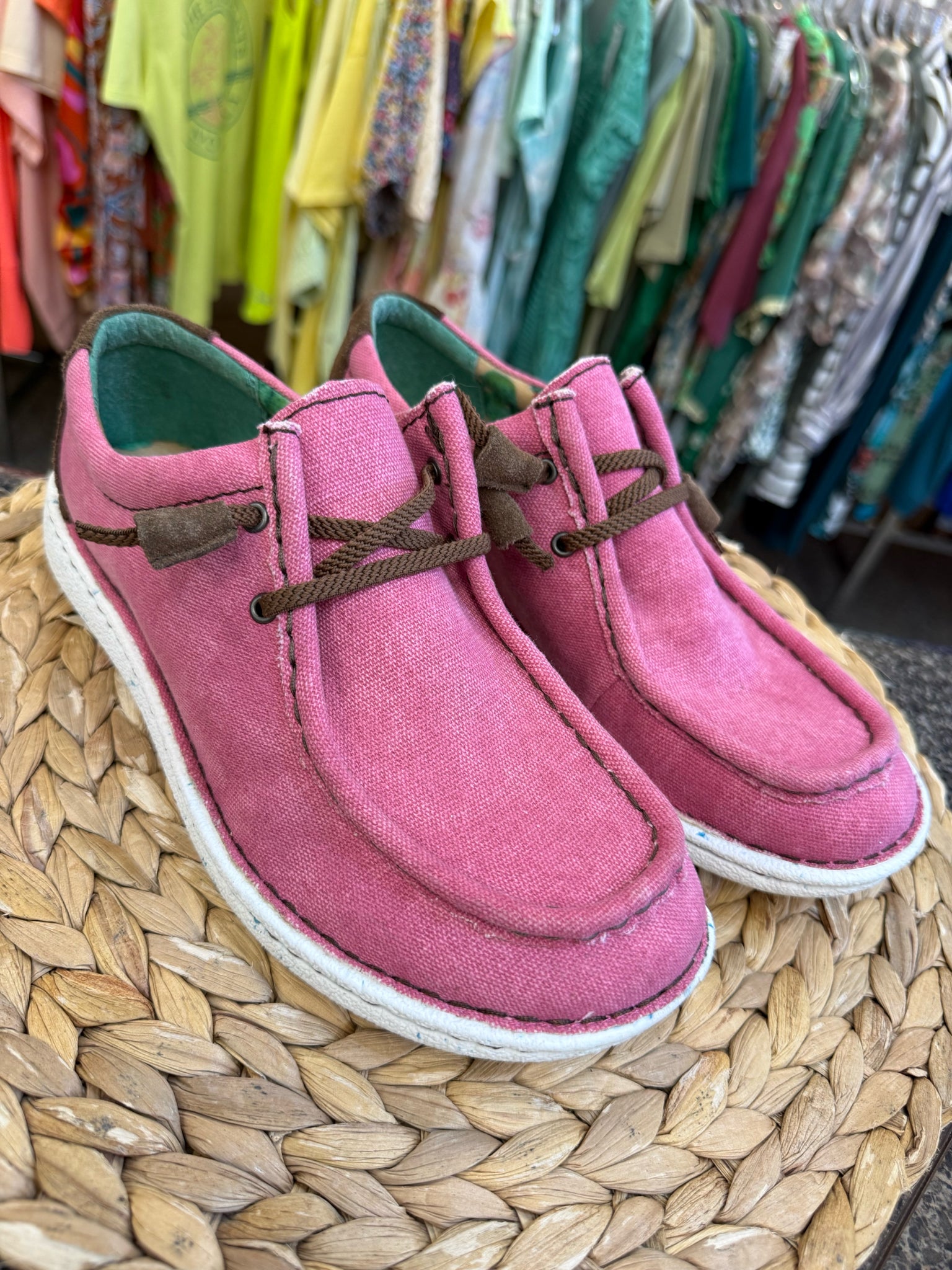 Pre-owned JUSTIN Pink White Trim Size 9 Designer Shoe