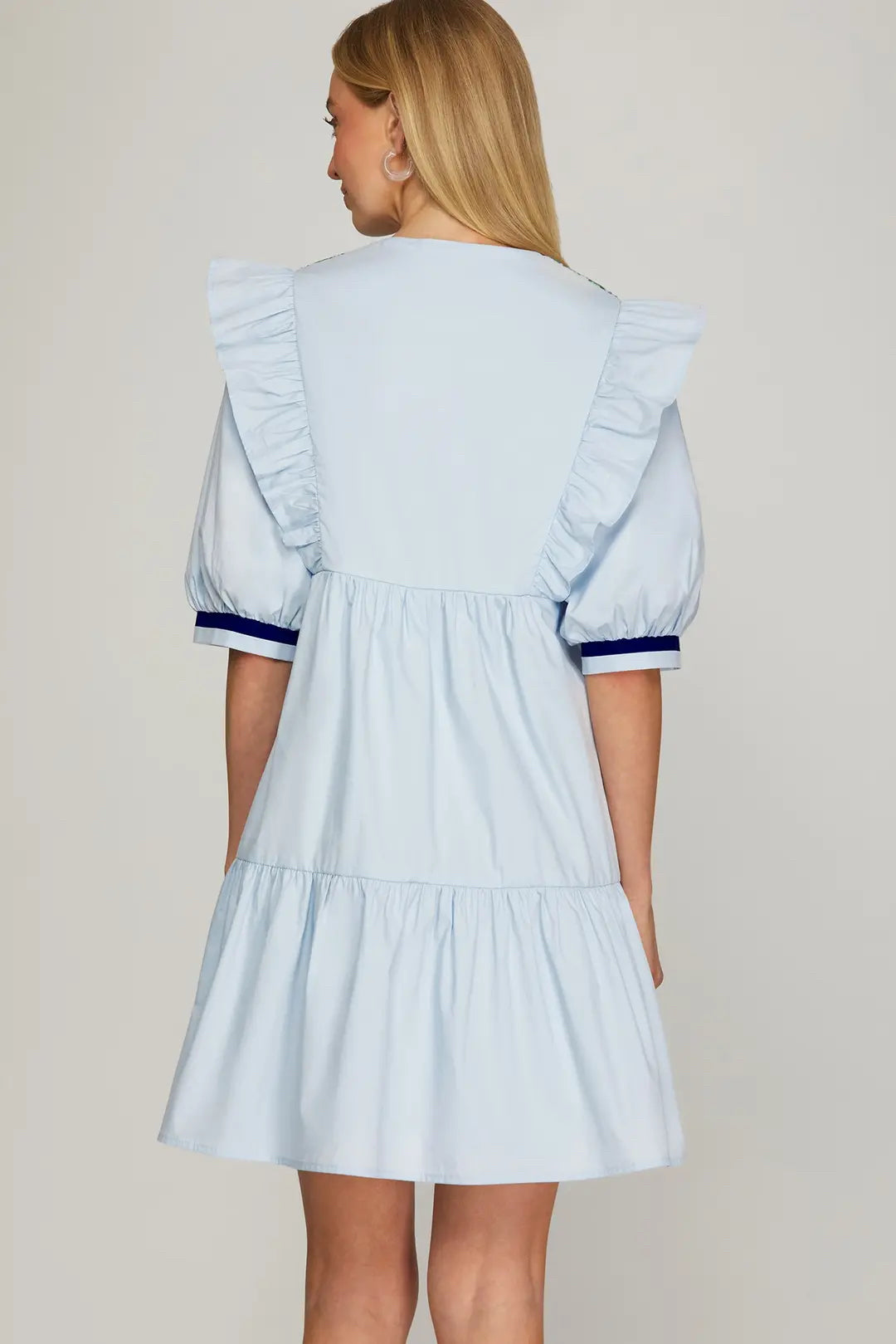 New SHE+SKY Light blue Size Small Short Sleeve Dress