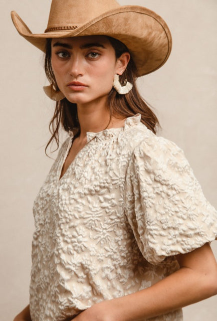 New BIBI Oatmeal Size S Short Sleeve Blouse