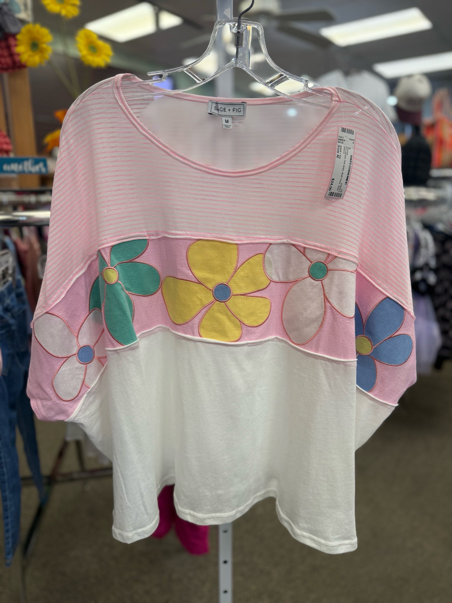 Pre-owned SAGE + FIG Pink stripe Multi Floral Size: M Short Sleeve Blouse