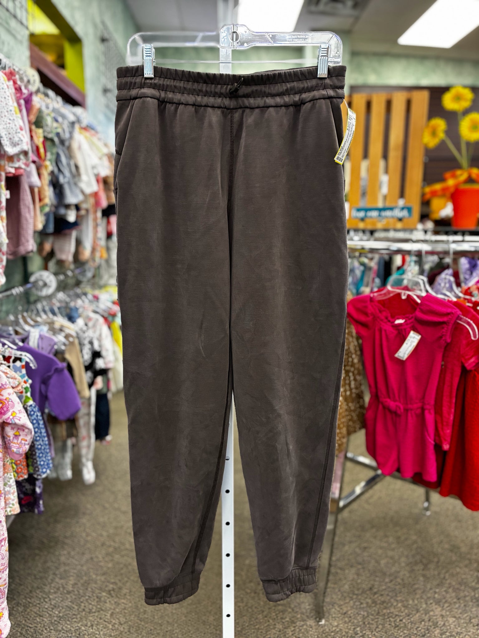 Pre-owned Lululemon Dark brown Size: 8 Designer Pant
