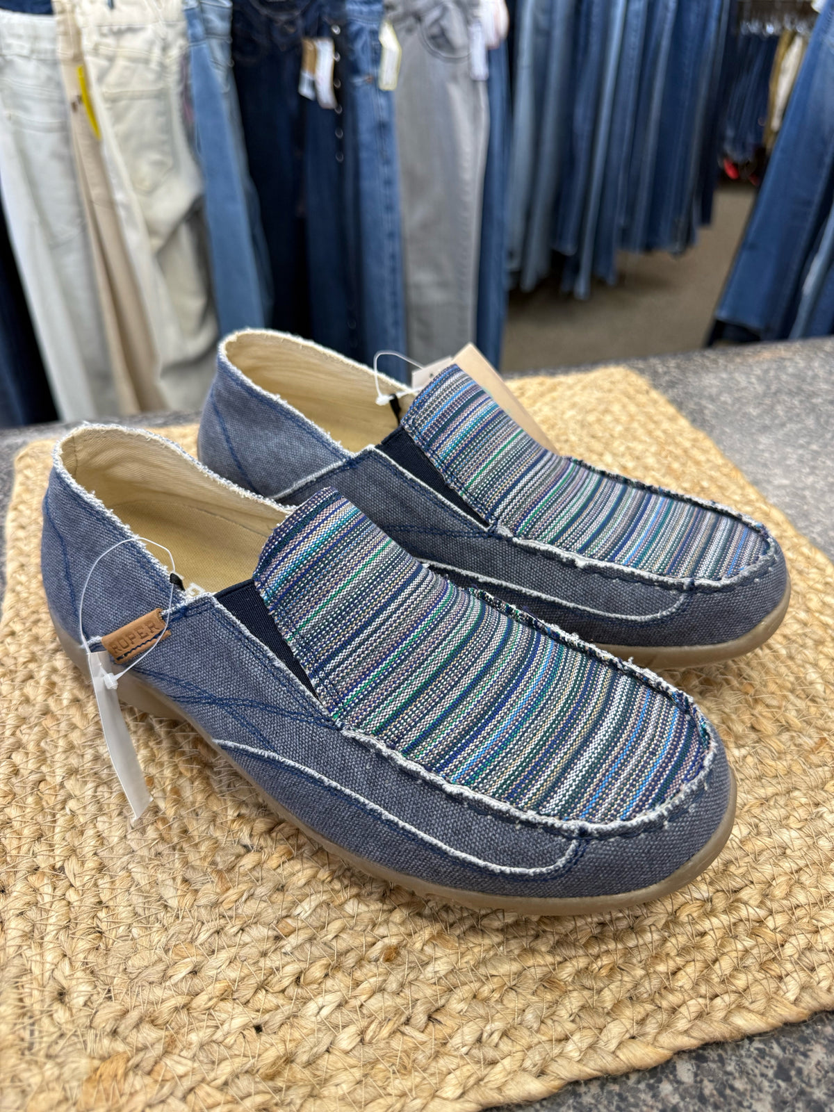 New with Tag ROPER Blue blend Size 9 Shoe