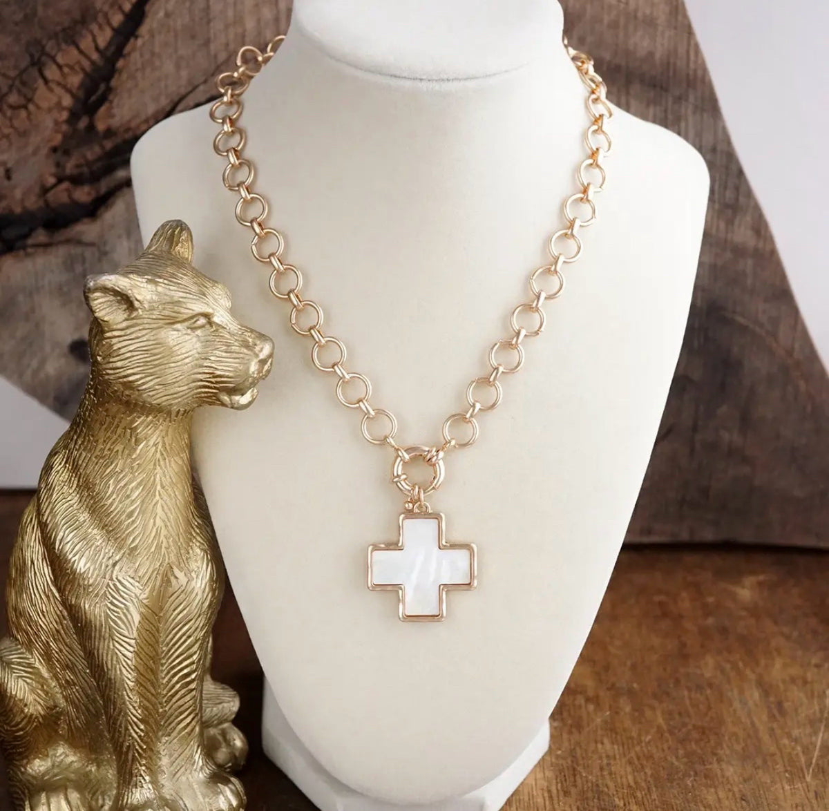 New PENNY Gold White Trim Necklace