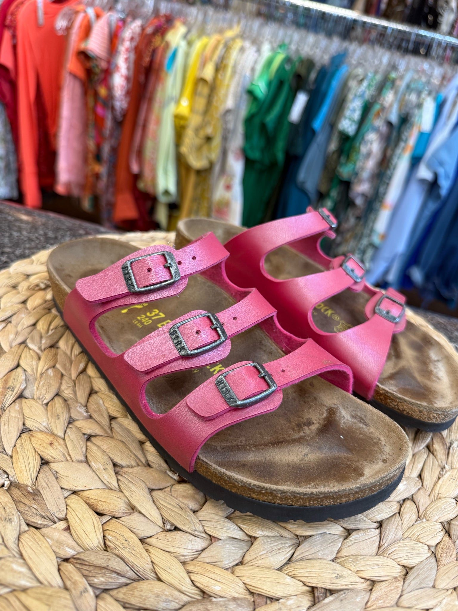 Pre-owned BIRKENSTOCK Hot pink Size 6 Designer Sandal
