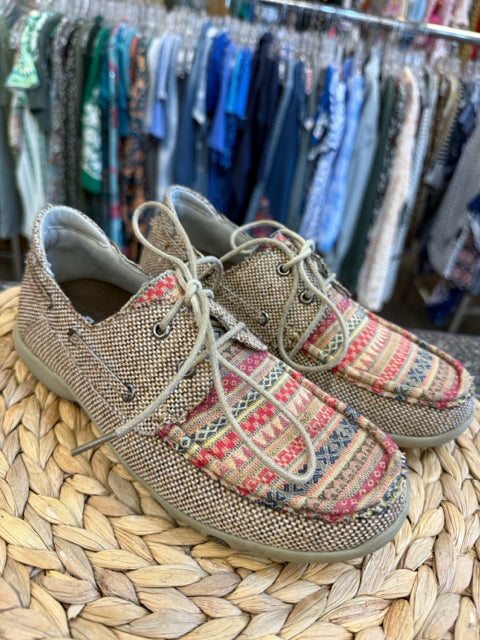 Pre-owned ROPER Tan blend Multi Size 6 Shoe