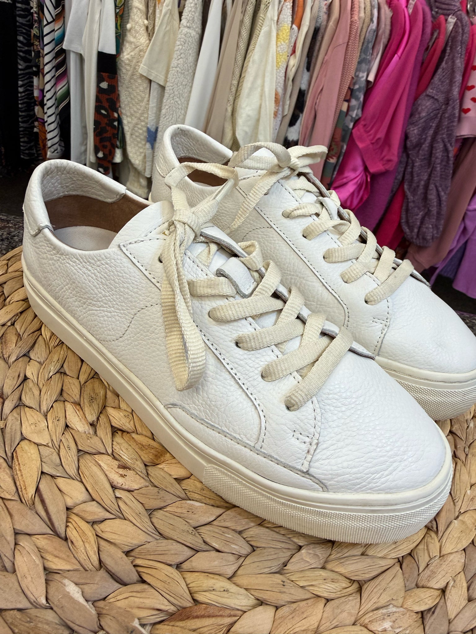 Pre-owned SOLUDOS Off white Size 9 Designer Sneaker