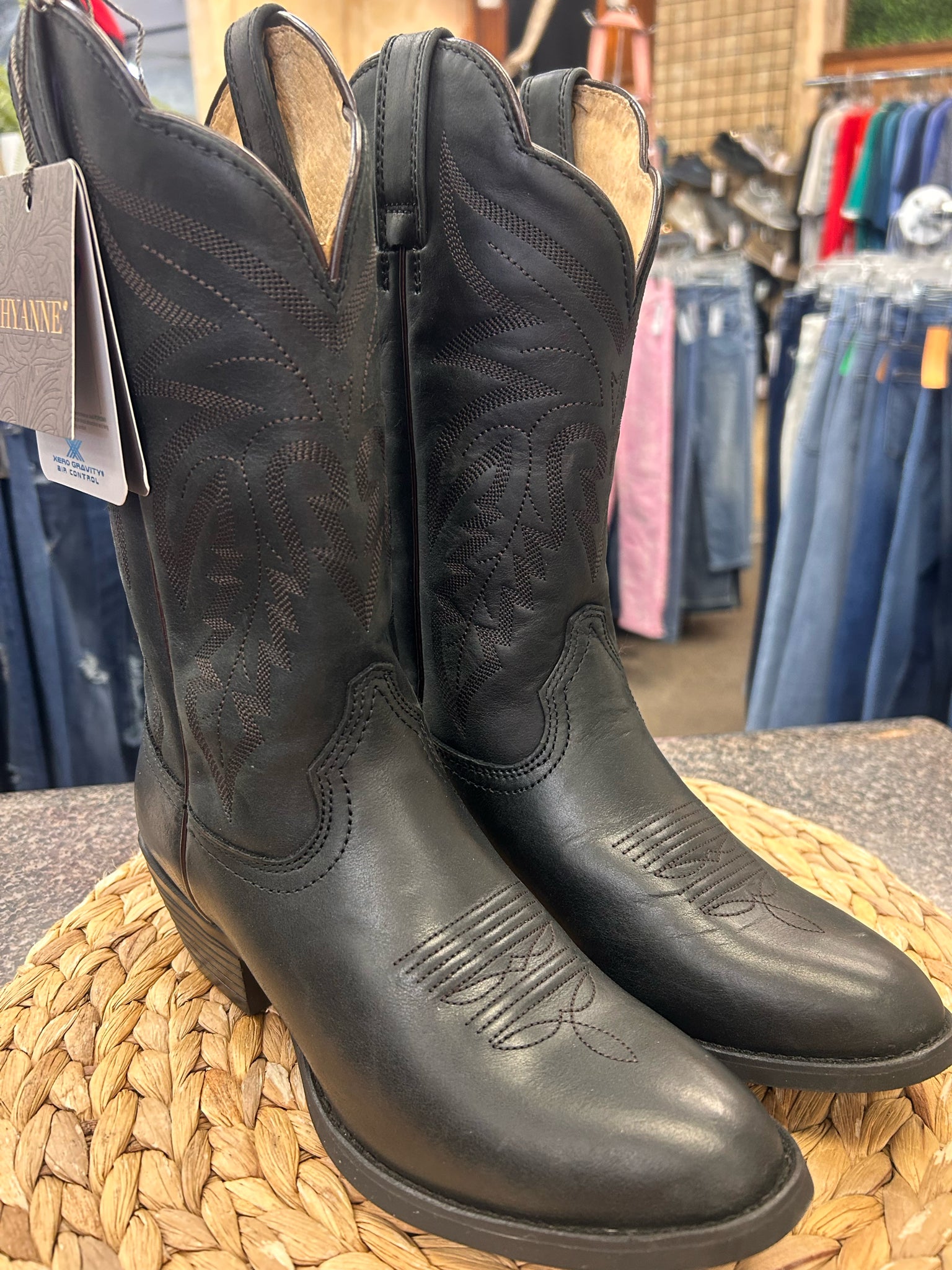 New with Tag SHYANNE Black Size 7.5 Designer Boot