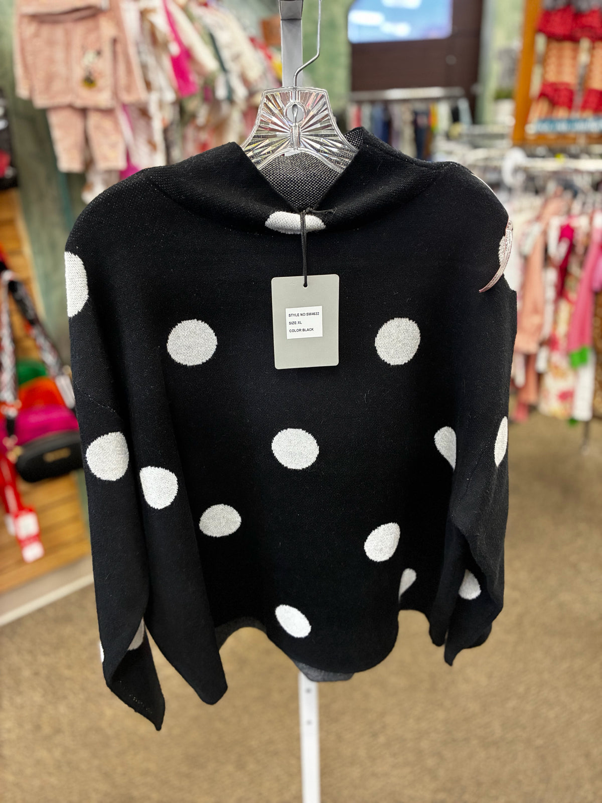 New with Tag RAIN + ROSE Black Gray Polka Size XL Long Sleeve Sweater