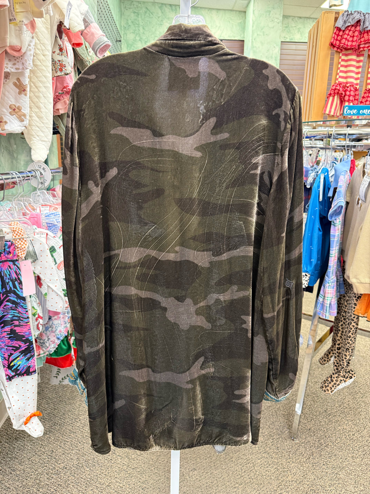 Pre-owned JOHNNY WAS Dark green Multi Print Long Sleeve Size: XL Designer Blouse