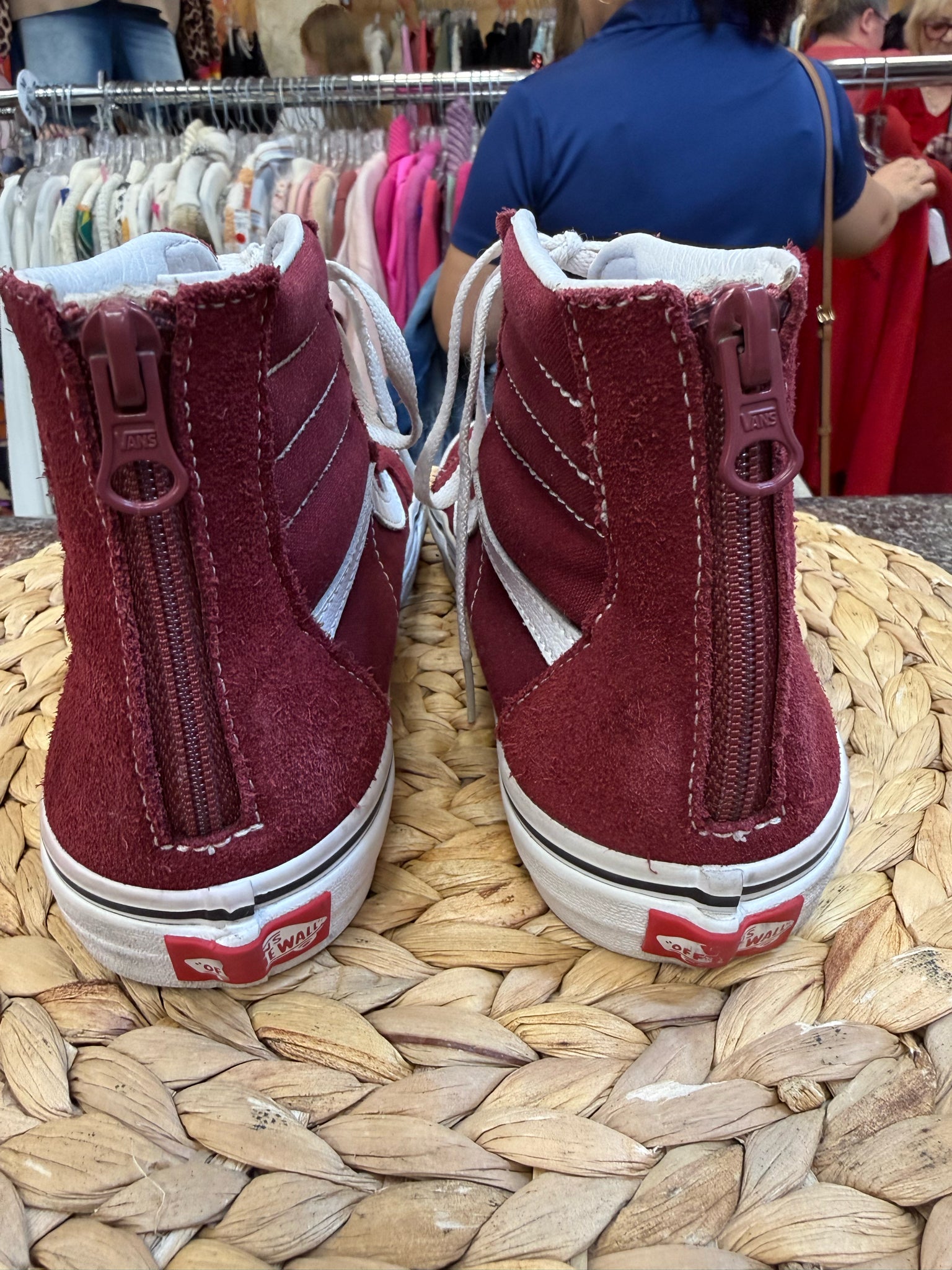 Pre-owned VANS Wine Size 6 Shoe