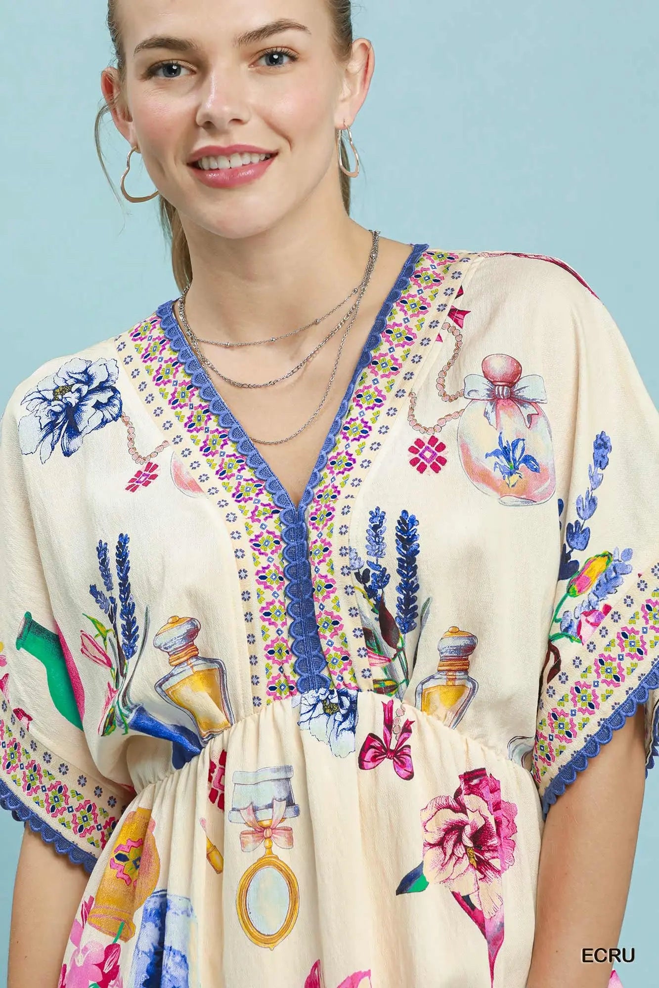 New UMGEE Cream Blue Print Size Small Short Sleeve Dress