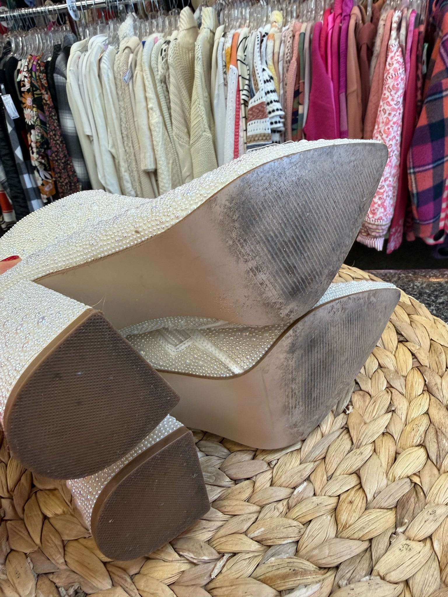 Pre-owned STEVE MADDEN White Size 7 Designer Bootie