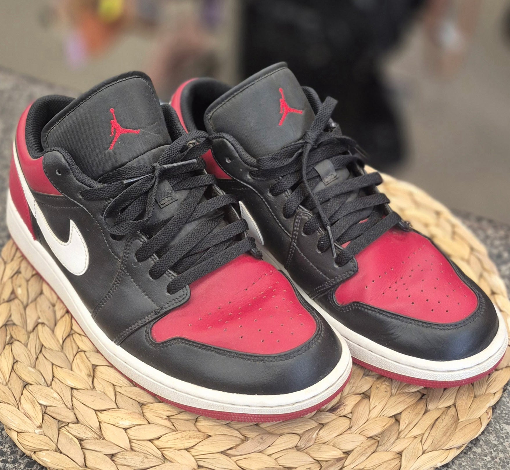 Pre-owned Nike Air Jordan Black Red SHOE SIZE 12 MENS Designer Sneaker