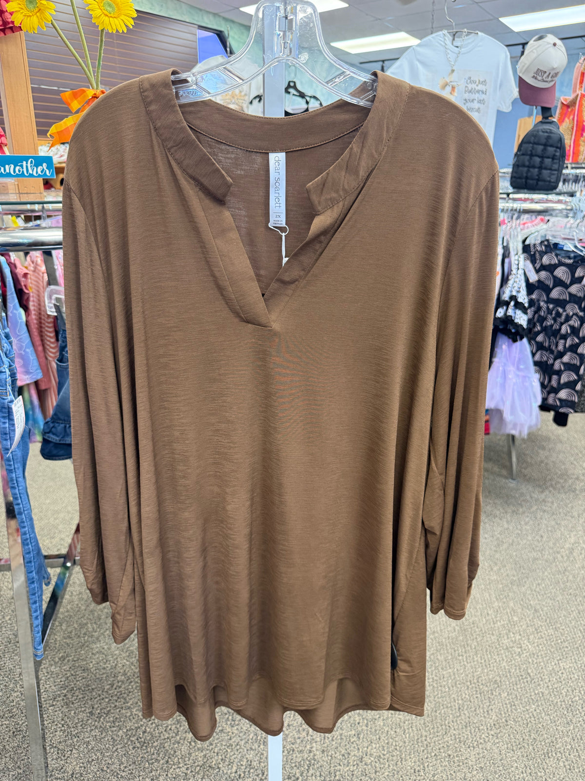 New with Tag Dear Scarlett Dark brown Size: 2X Quarter Sleeve Blouse