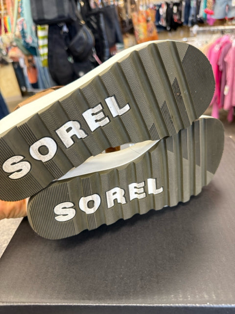 Pre-owned SOREL Brown White Trim Size 9 Designer Sandal