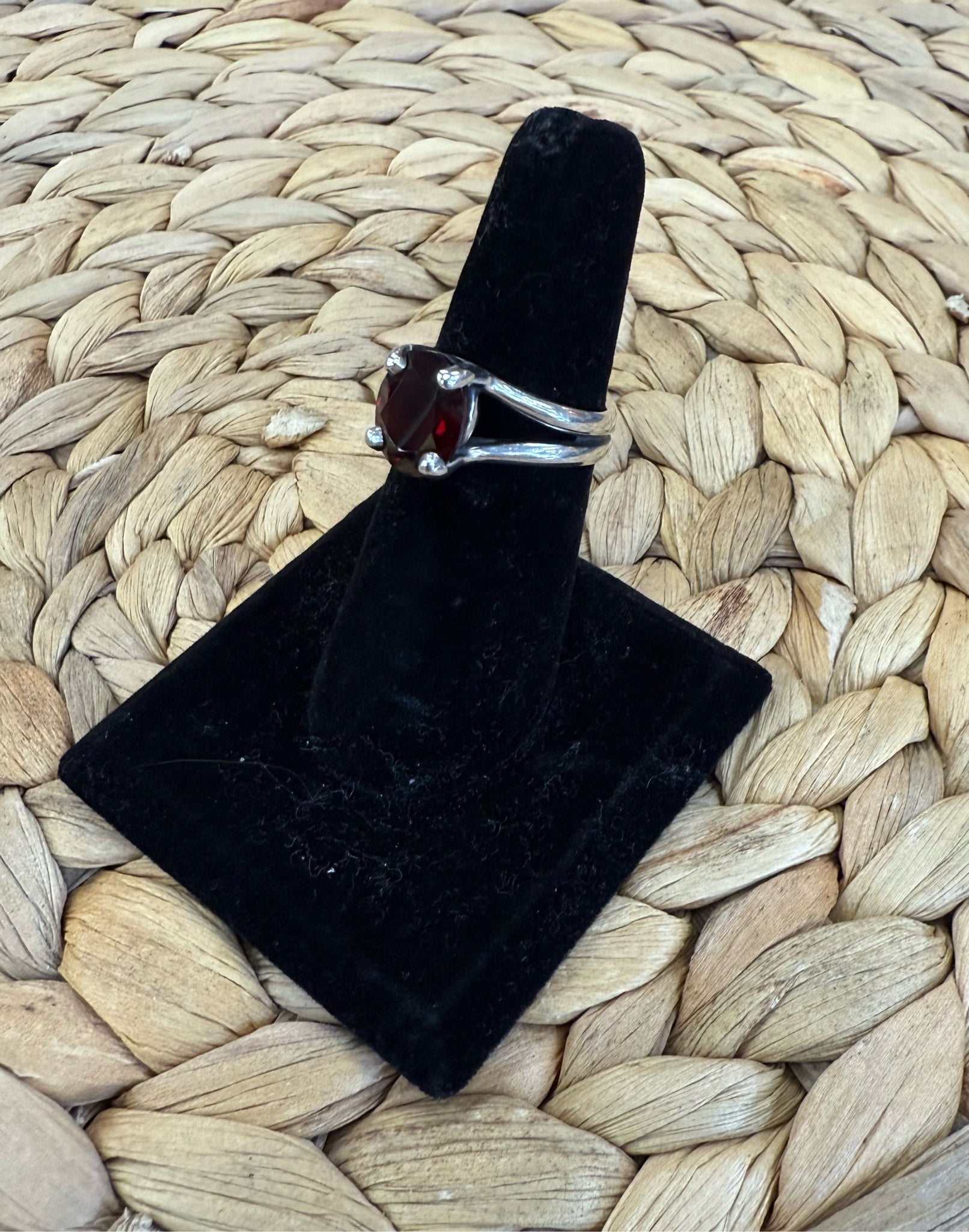 Pre-owned JAMES AVERY Silver Red Ring Size 7 Designer Ring