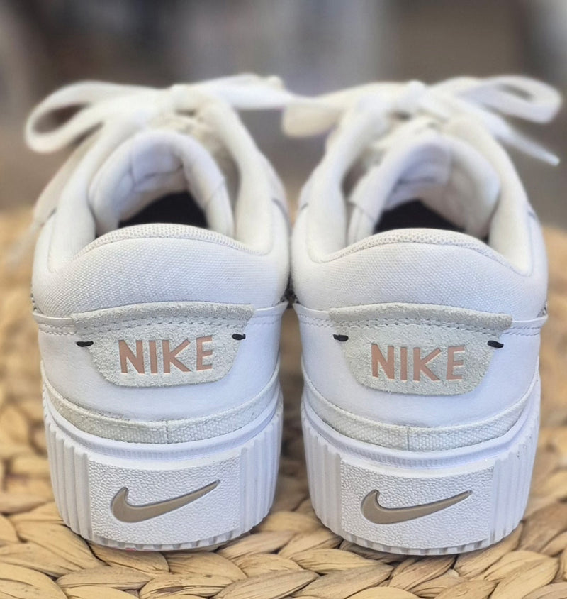 Pre-owned NIKE White Tan Trim Size 8 Designer Sneaker