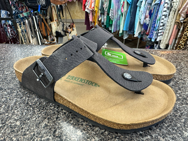 New with Tag BIRKENSTOCK Black Size 12 Sandal