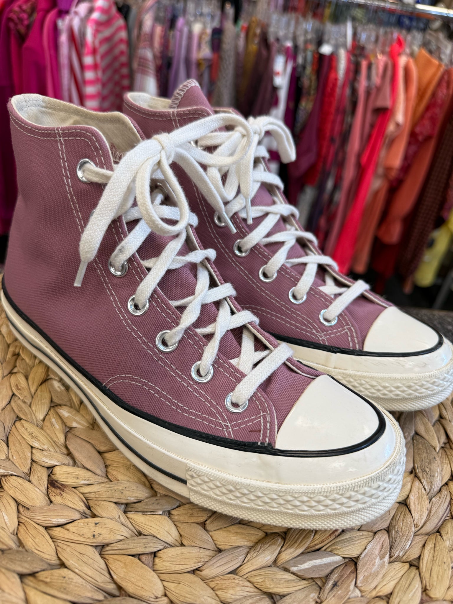 Pre-owned CONVERSE Lavender Size 8 Sneaker